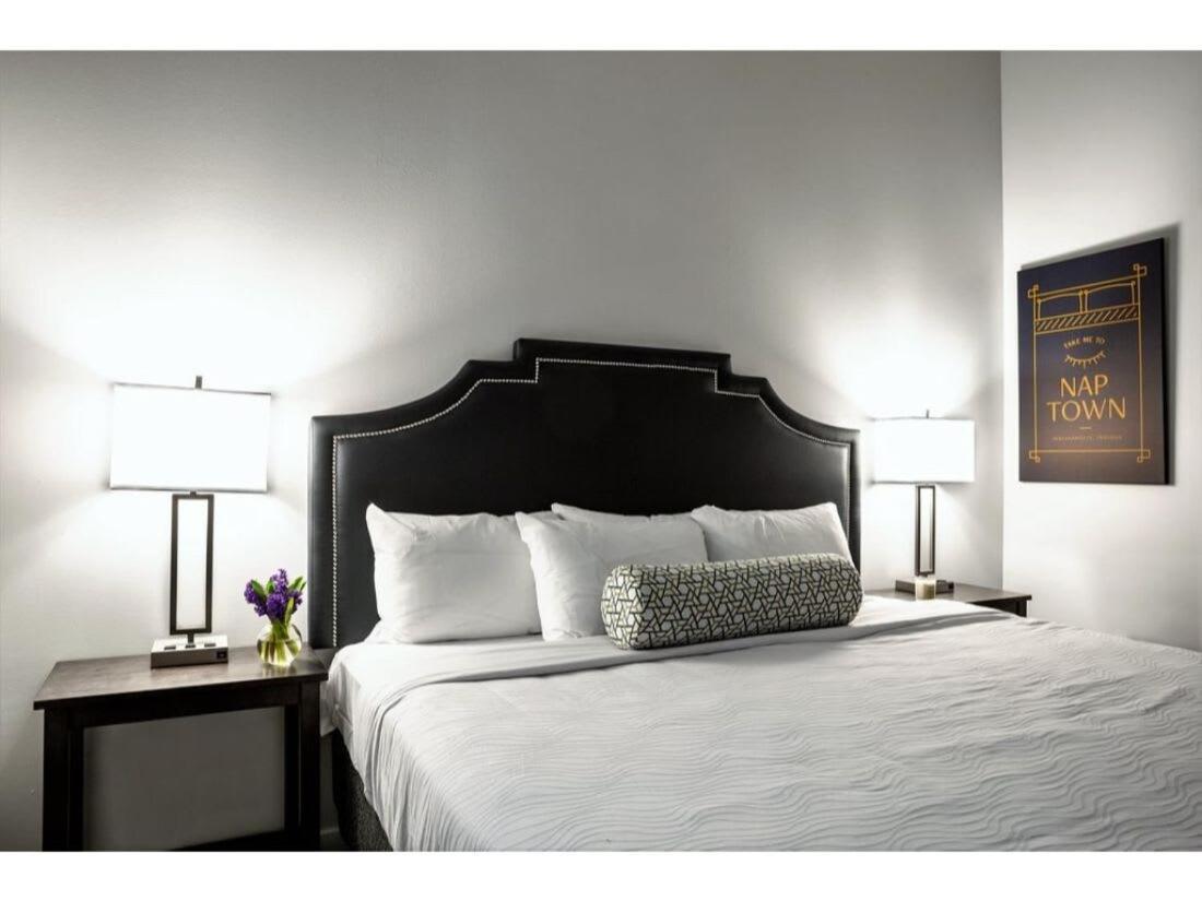 Modern Apartment Close To Everything Cozysuites Индианаполис Экстерьер фото