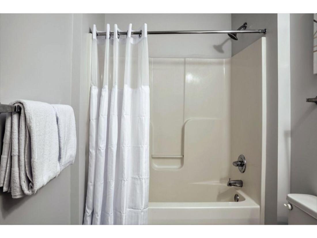 Modern Apartment Close To Everything Cozysuites Индианаполис Экстерьер фото